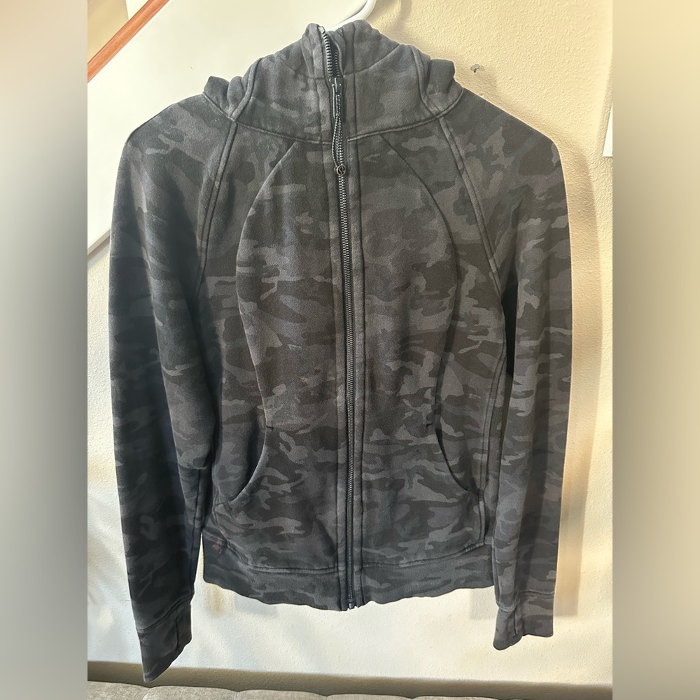 lululemon athletica Gray Camo Scuba Hoodie in Size 8
